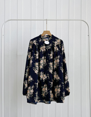 V FLORA TOP / ATASAN NAVY MOTIF BUNGA