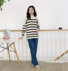 GARDENIA KNIT SWEATER / SWEATER KNIT MOTIF STRIPES