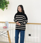 GARDENIA KNIT SWEATER / SWEATER KNIT MOTIF STRIPES