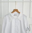 LACE WHITE TOP / ATASAN KERAH LACE BROKAT