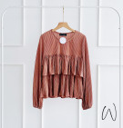 LEEVA PLEATS BLOUSE / ATASAN BASIC