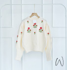 NAYRA SWEATER / SWEATER BUNGA