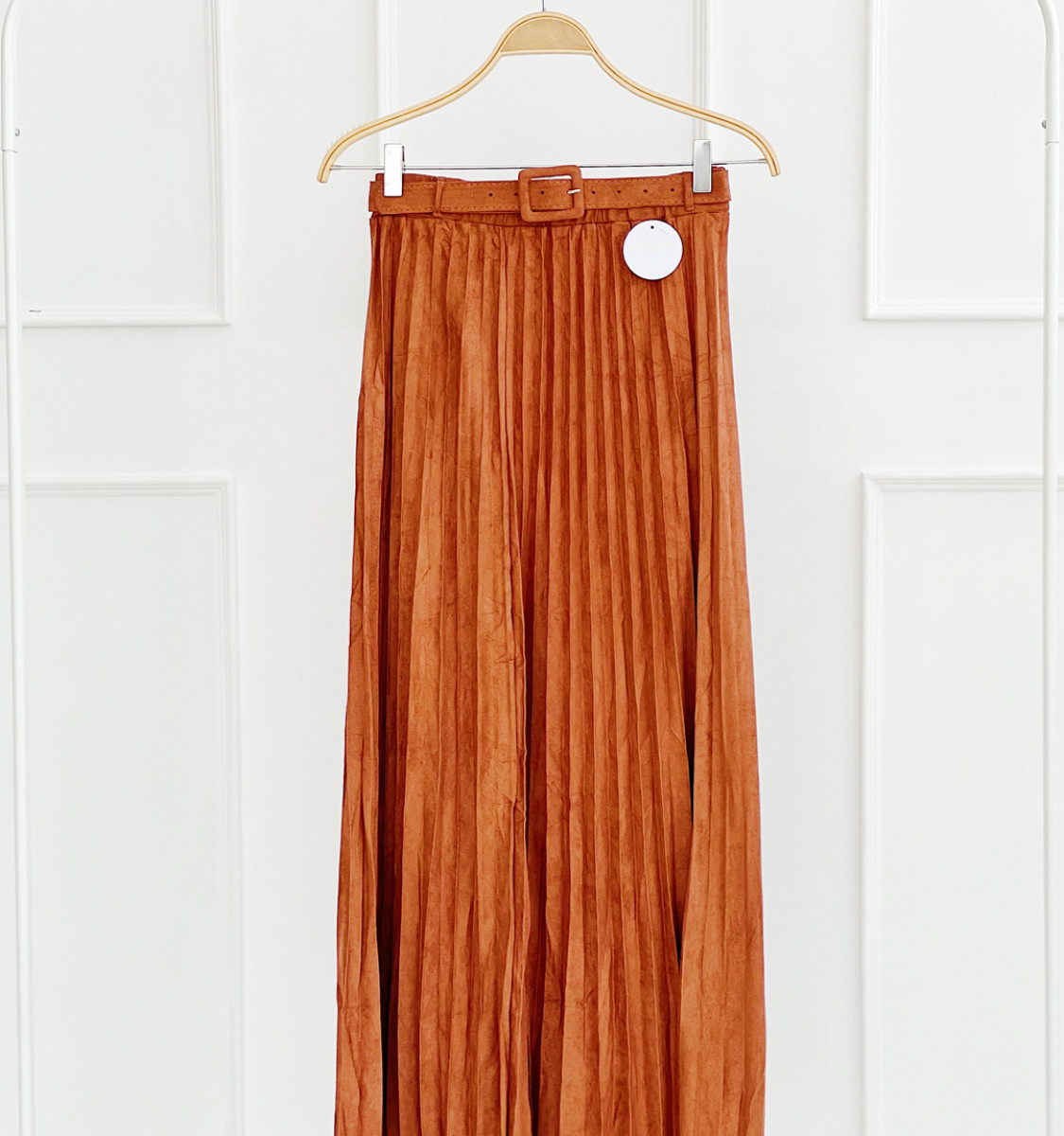 Pleates Suede Skirt - Wearedollies